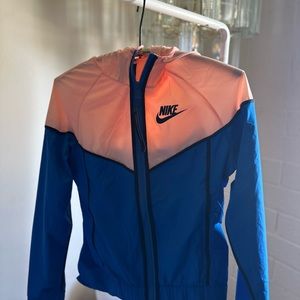 Retro Colorblock Nike Hoodie Windrunner Style